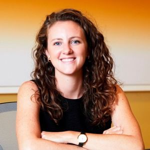 Meet your Posher, Caitlin